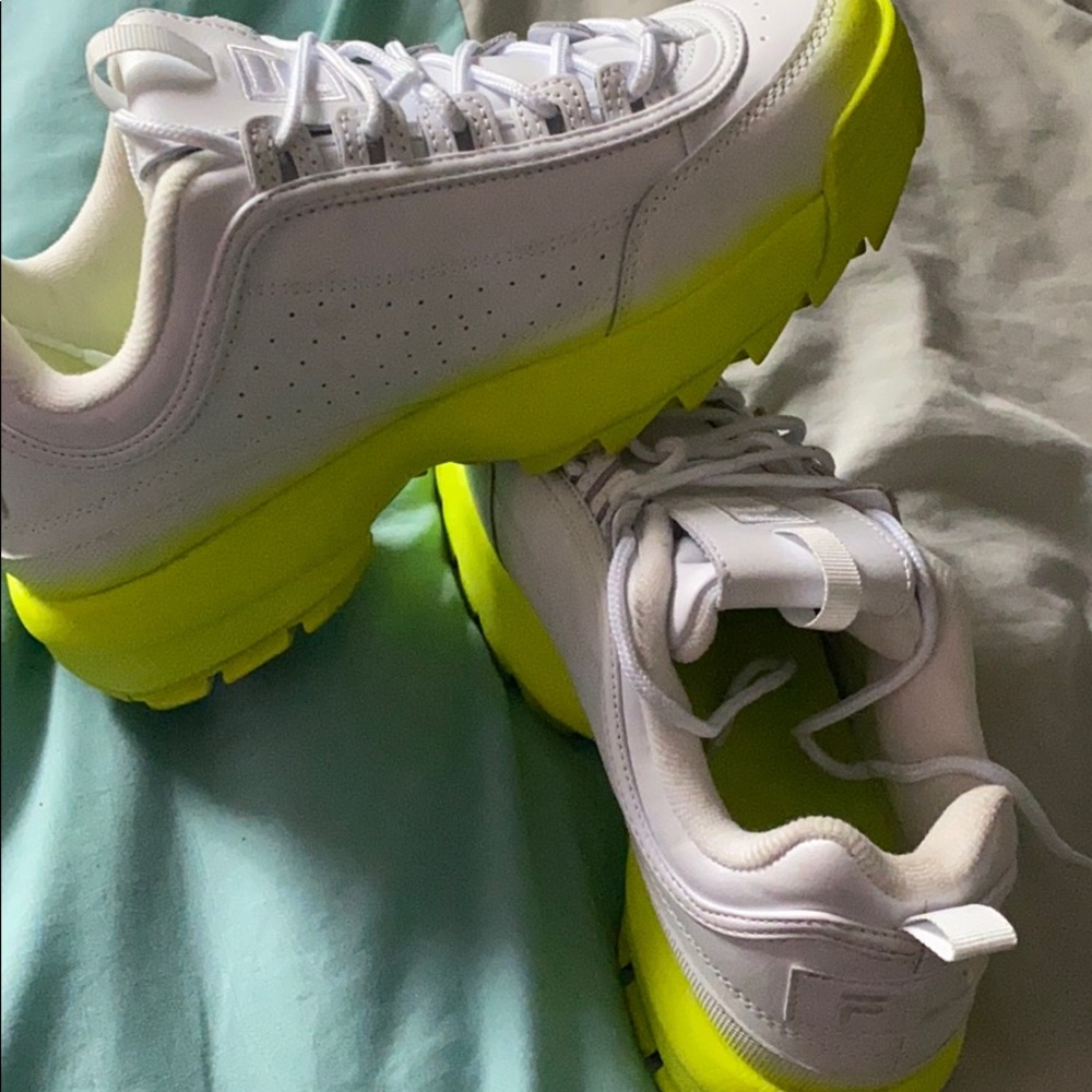 Womens shoes